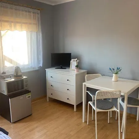 Pokoje Goscinne Ewa I Sylwester Grzeda Habitación en casa particular Dziwnów